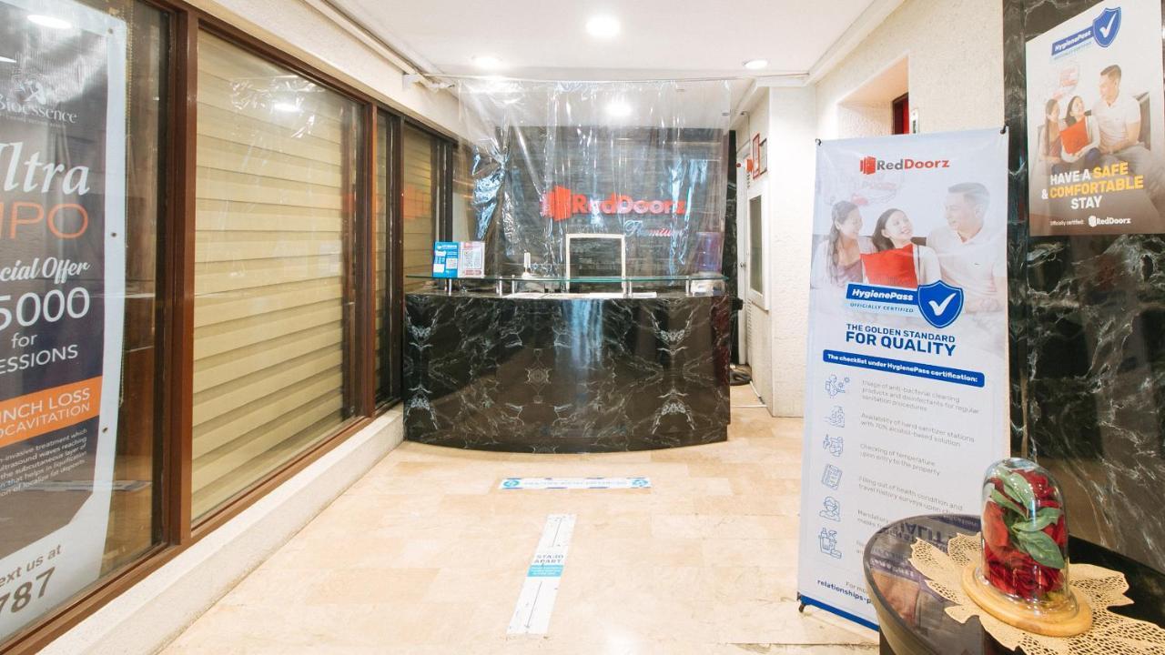 Reddoorz Premium Near Greenbelt Makati - Vaccinated Staff Makati City Екстер'єр фото